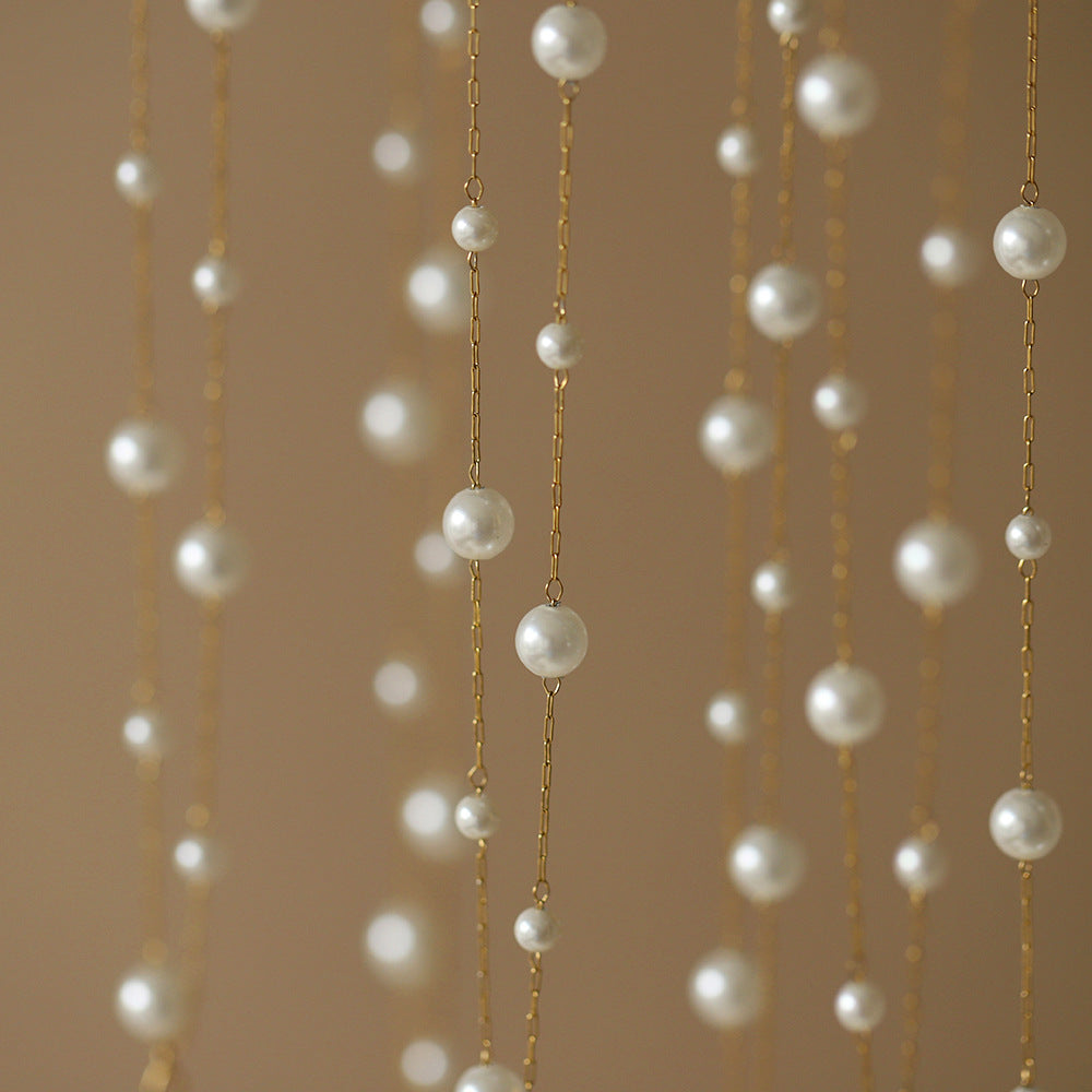 LAIS Women's Exclusive Fashionable and Casual Titanium Steel Pearl Clavicle Chain, Golden Electroplating, Pearl Embellishments with Distinctive Flavor