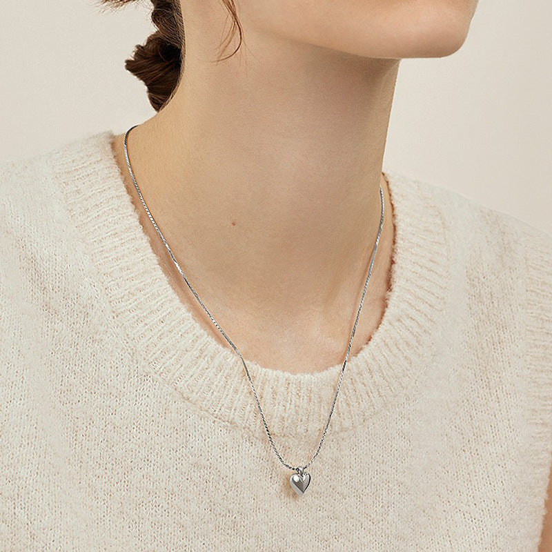 LAIS Love Pendant Necklace, 18K Gold Plated Light Luxury Minority Style, Exclusive for Women with Heart - shaped Charm