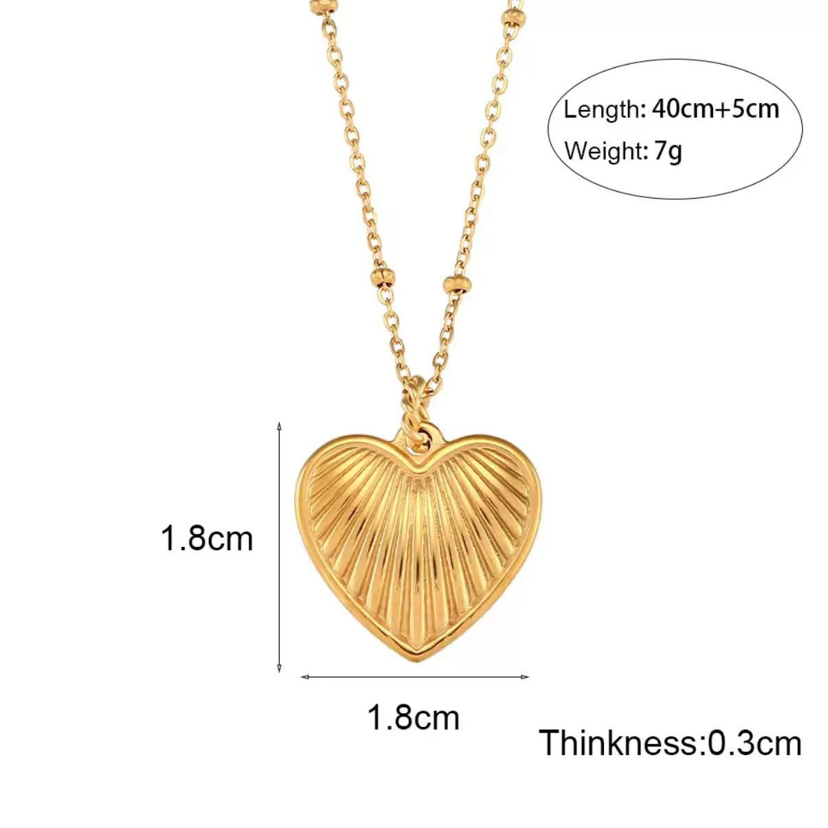 LAIS Women's Exclusive High - grade Titanium Steel Golden Heart - shaped Clavicle Chain, Unique Geometric Shape Attracts Attention