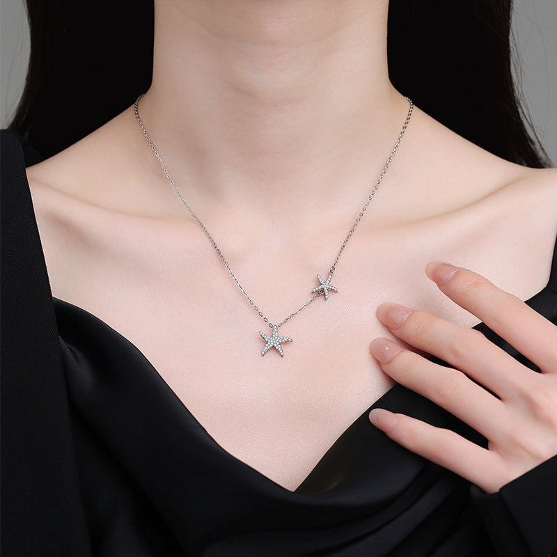 LAIS Women's Exclusive Fashionable Double Starfish Full Diamond Necklace, Copper Material with Electroplating, O-ring Chain Design, Niche Style Leads the Trend