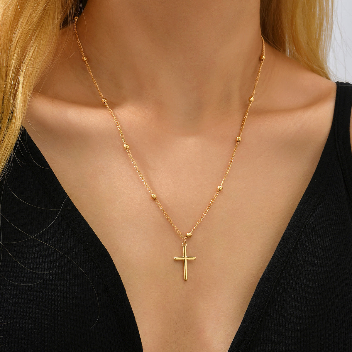 LAIS Simple Cross Necklace – Korean Minimalist Style