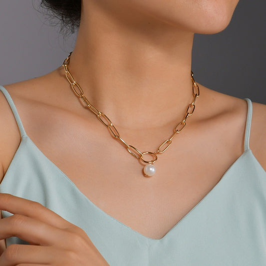 LAIS Unisex INS Style Metal Clavicle Chain Necklace, Alloy Pendant, Hoop and Pearl Design, Unique and Eye-catching