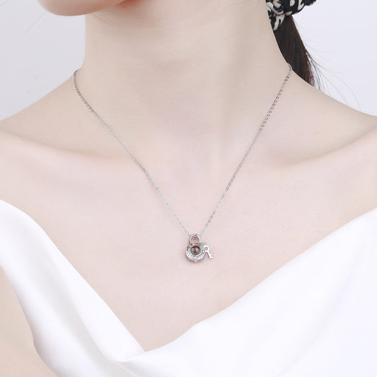 LAIS Women's Versatile Korean-style Geometric-shaped Silver Electroplated Lock Necklace, Fully Showing Korean Fashion Style