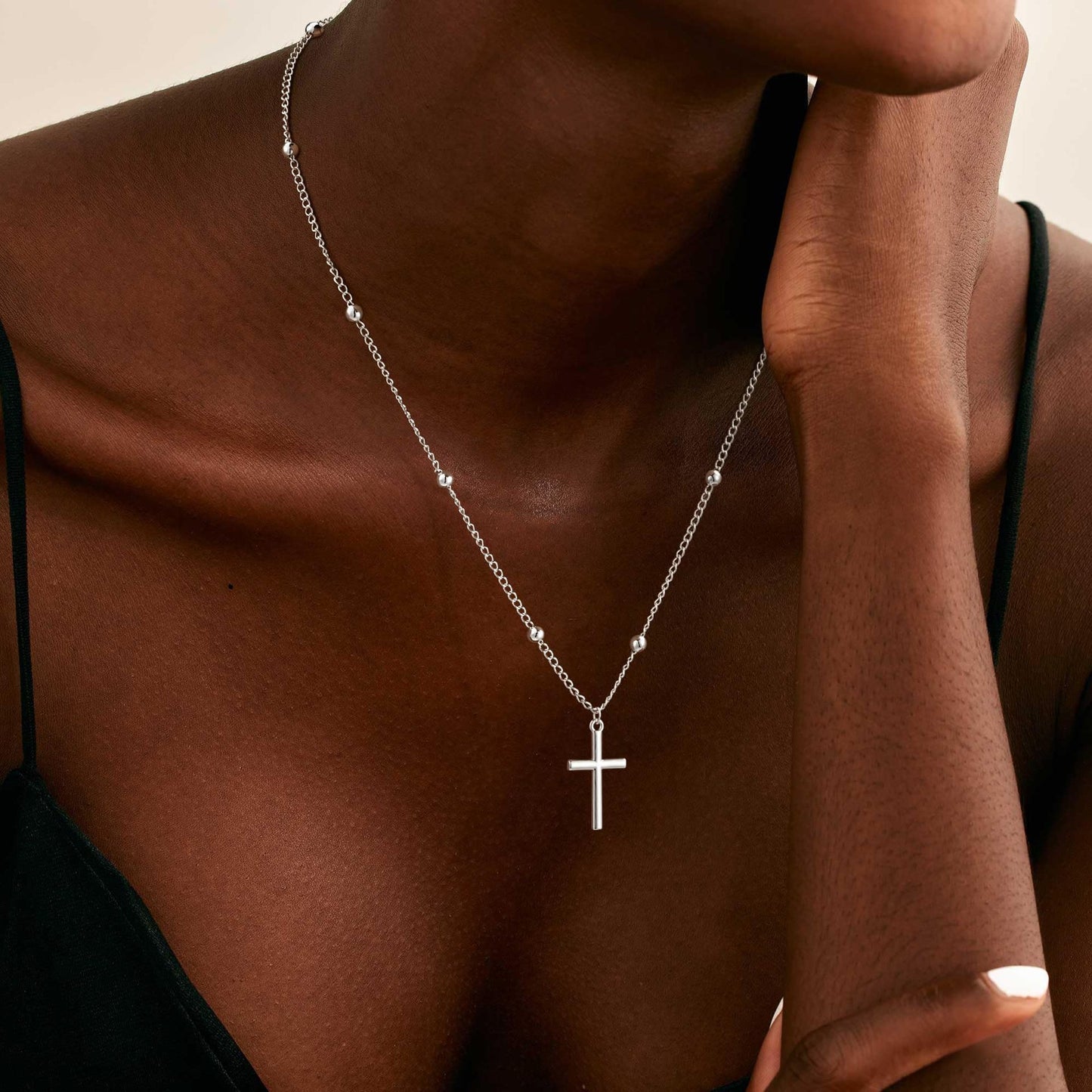 LAIS Simple Cross Necklace – Korean Minimalist Style