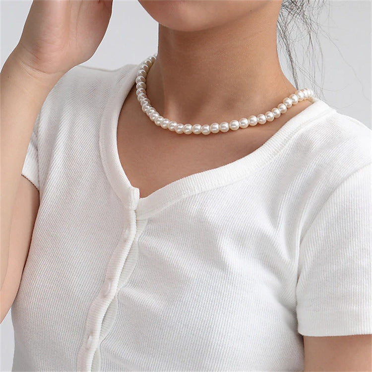 LAIS Classic White Round Necklace – Elegant Everyday Jewelry for Her