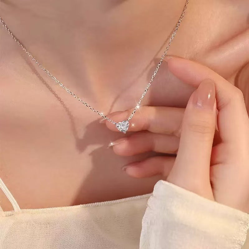 LAIS Love Heart Necklace – Elegant Silver Jewelry for Every Day