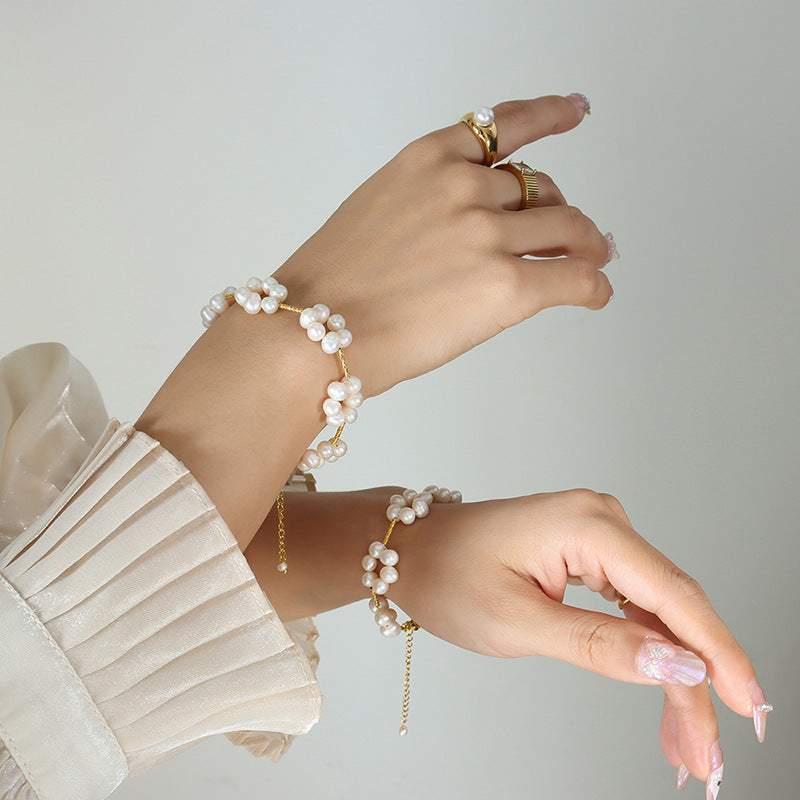 LAIS Classic Pearl Bracelet with Gold Finish